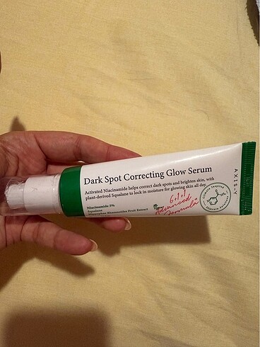 Axis-y dark spot correcting glow serum