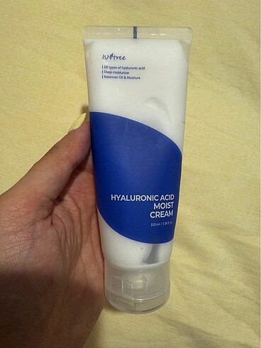 Isnttree Hyaluronic Acid Moist Cream