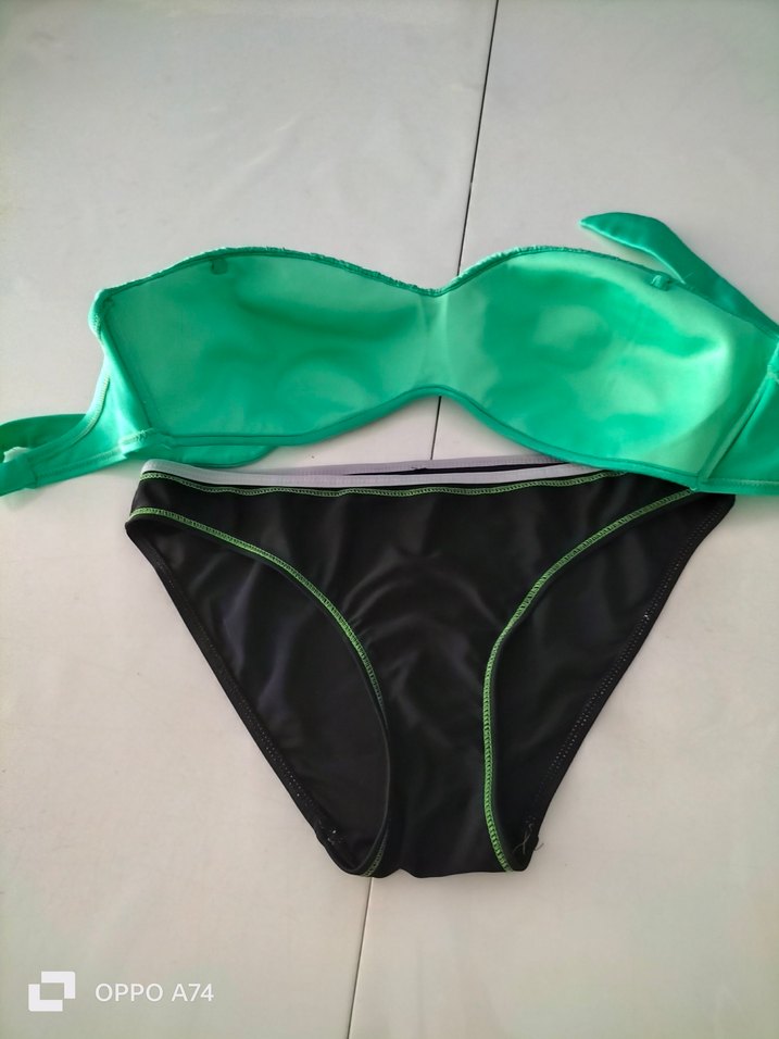 Fiyonklu Yeşil Siyah Bikini Takımı - Görsel 4