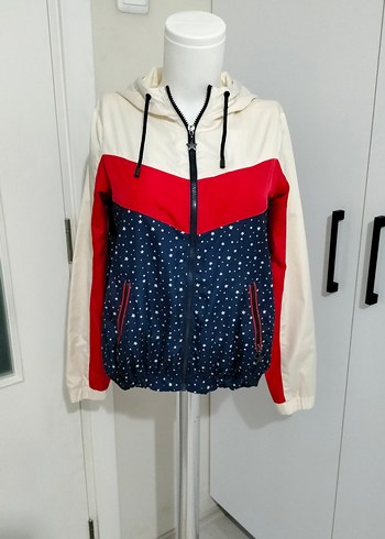 LC Waikiki marka rüzgarlık - Görsel 2