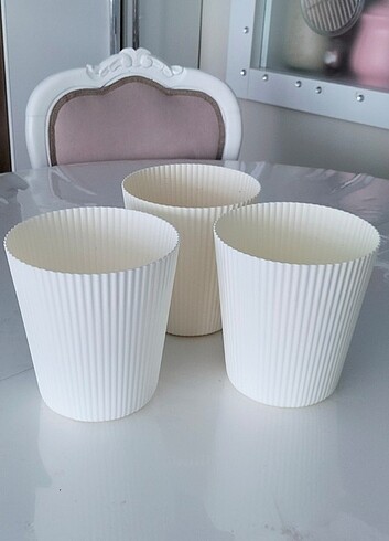 Ikea 3 adet IKEA marka plastik saksı