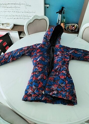 Spider-man logolu kapüşonlu kaban  - Görsel 6