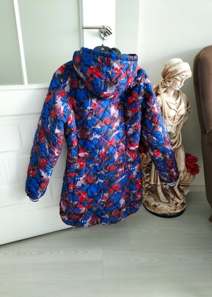 Spider-man logolu kapüşonlu kaban  - Görsel 2