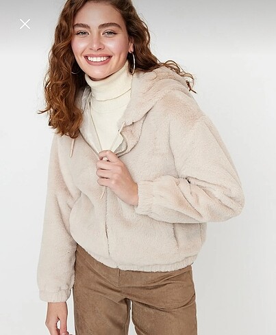 Trendyolmilla ekru peluş ceket mont