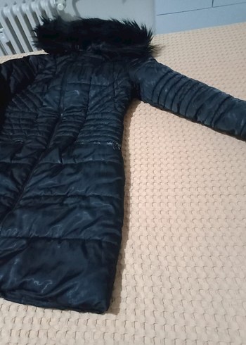 Siyah Kürklü Uzun Kadın Kışlık Mont - Görsel 2