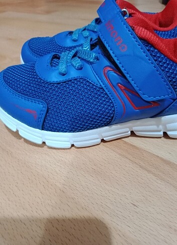 Erkek çocuk spor ayakkabı