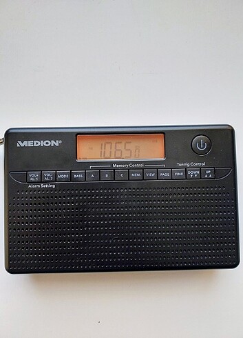 Beden ALMAN MALI MEDION MD-82157 MW-SW-FM-LW BAND DİJİTAL RADYO SAAT A