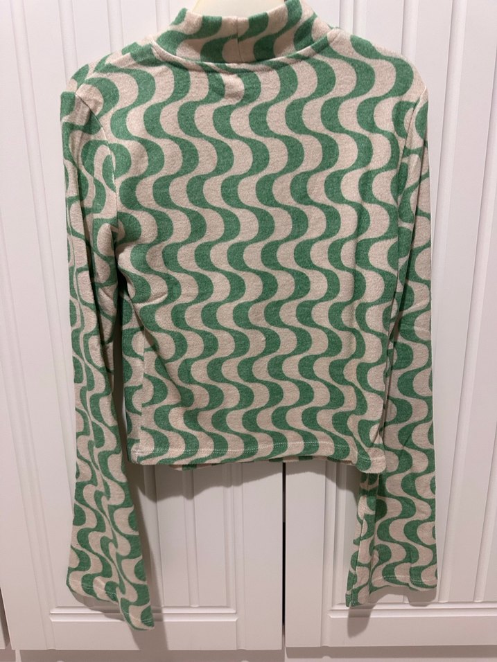 Yeşil Yılan Desenli Örme Uzun Kollu Bluz - Görsel 2