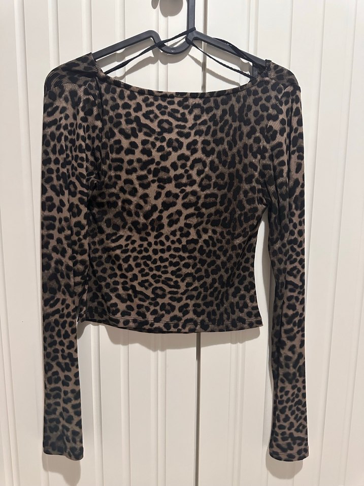 Kahverengi Leopar Desenli Uzun Kollu Bluz - Görsel 3