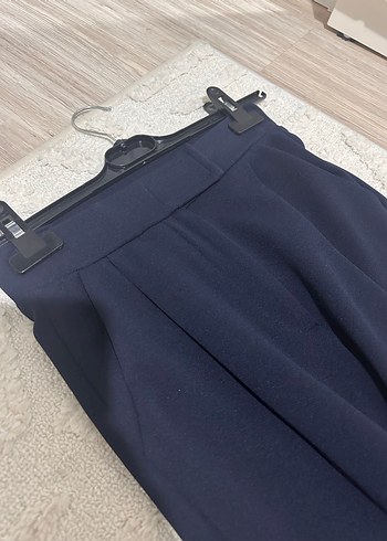 Kadın Lacivert Pilili Kumaş Pantolon - Görsel 2