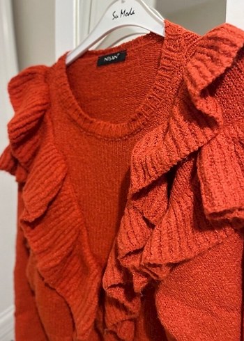 Kadın Kırmızı Fırfırlı Örgü Kazak - Görsel 3