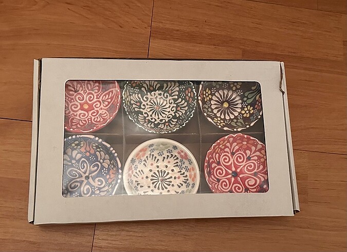 Kahve yanı sunumluk
