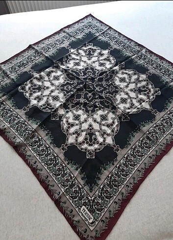 Orjinal Tekbir twil ipek eşarp