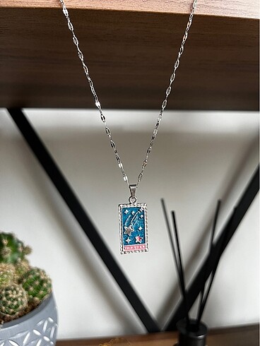 Çelik kare tarot kolye