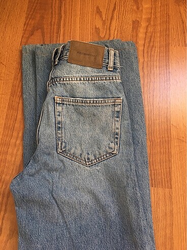 32 Beden Pull and Bear Jean