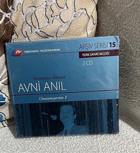 Avni Anıl CD