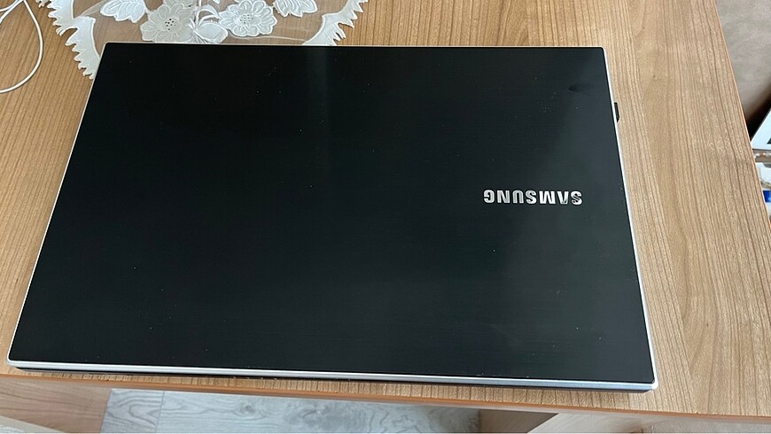 Beden SAMSUNG NootBook CD Sürücülü