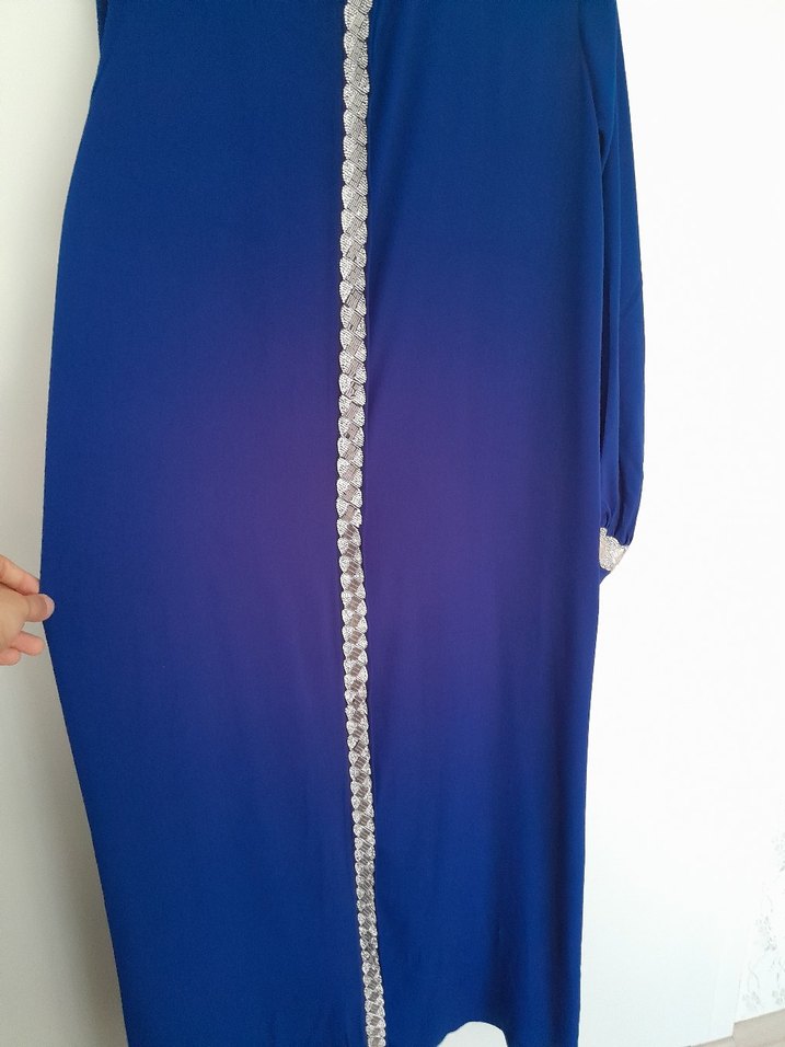 Mavi Zincir Detaylı Uzun Kadın ferace - Görsel 4
