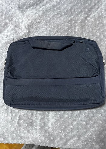 Tucano Lacivert Laptop Cantasi