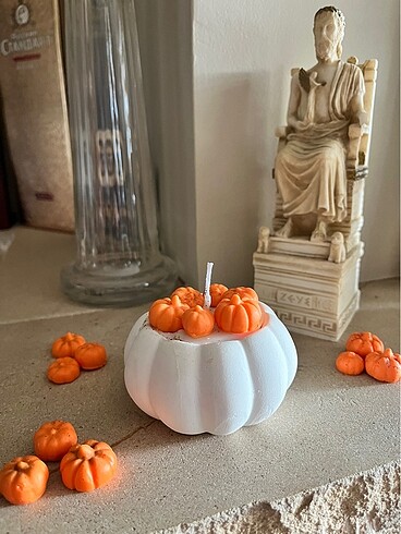 Halloween Pumpkin Candle / Mum