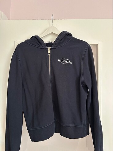 Tommy Hilfiger sweatshirt