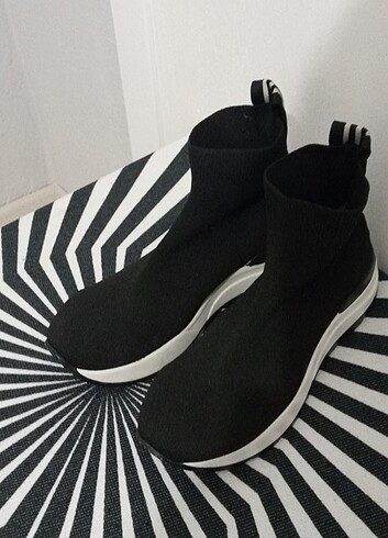 New Balance Siyah kadın ayakkabı 
