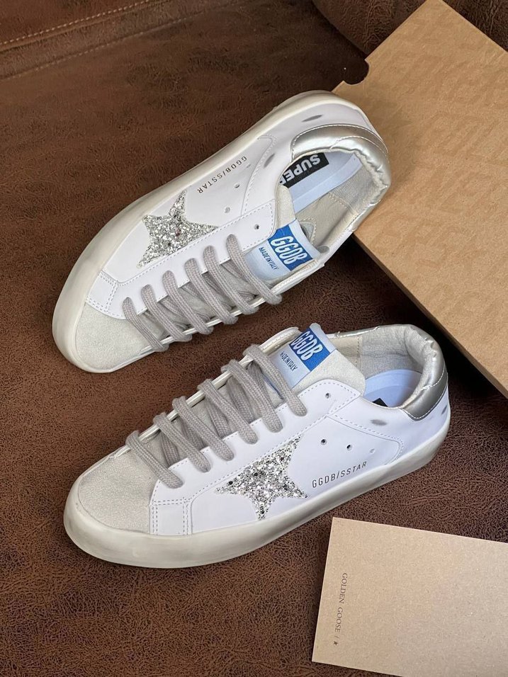 Golden Goose Deluxe 
Gümüş Yildiz - Görsel 5