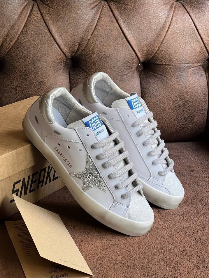 Golden Goose Deluxe 
Gümüş Yildiz - Görsel 4