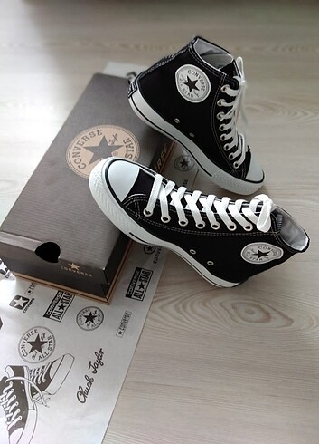 40 Beden 40 siyah converse