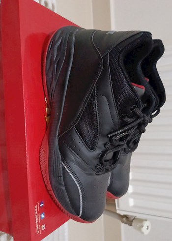 Siyah Bağcıklı Basketbol Ayakkabısı - Görsel 3