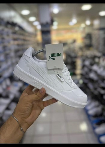 Beyaz Kadın Puma Spor Ayakkabı Numaralar Mevcuttur