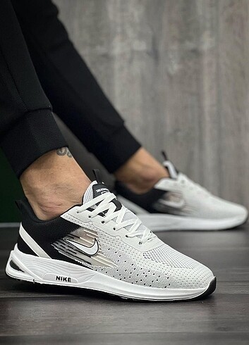 Nike AirZoom Erkek Spor Ayakkabı Numaralar Mevcut
