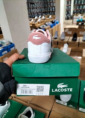 40 Beden beyaz Renk Lacoste İthal Ürün Bayan Spor 40 numara