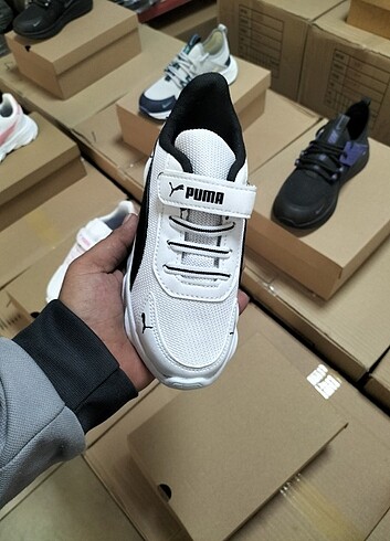 33 Beden Puma erkek çocuk spor 33 numara