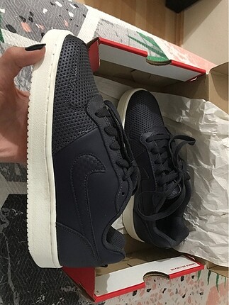 Nike Ayakkabı