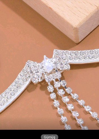 taşli Gümüş Renkli Vücut Zinciri - Görsel 2