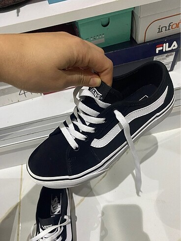 37 Beden siyah Renk Siyah vans
