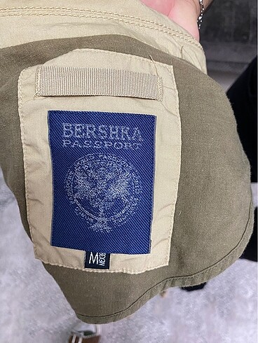 m Beden camel Renk Bershka erkek ceket