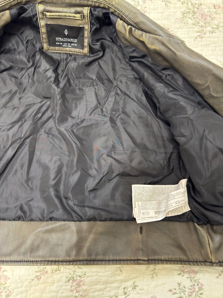 Stradivarius yeşil bağlamalı deri ceket - Görsel 3