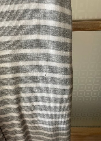 GAP Gri Çizgili Uzun İnce Askılı Elbise - Görsel 3