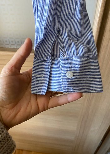 Düğmeli, Uzun Kollu Mavi Kadın Gömlek - Görsel 3