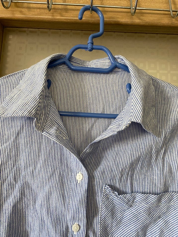 Düğmeli, Uzun Kollu Mavi Kadın Gömlek - Görsel 2