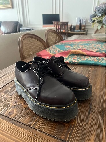 Dr. Martens ayakkabı