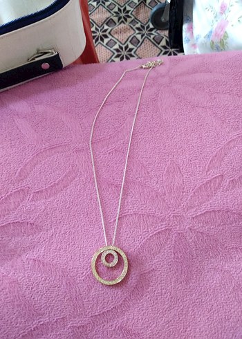 Beden Pembe Zincir Detaylı Minimalist Kadın Kolye