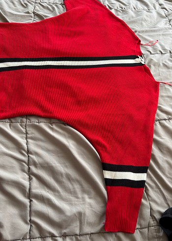 Kırmızı Yüksek Yaka Kadın Kazak - Görsel 3