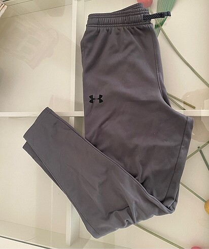 Under armour marka gri eşofman altı