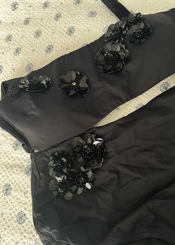 Oysho Boncuk İşlemeli Siyah Mini Strappy bikini takımı - Görsel 2