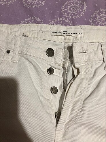 32 Beden Stradivarius jean