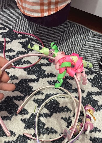 Boncuklu ve Desenli Renkli Çocuk Taçları - Görsel 3