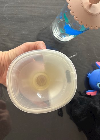 Beden Renk Mochi eller serbest pompa